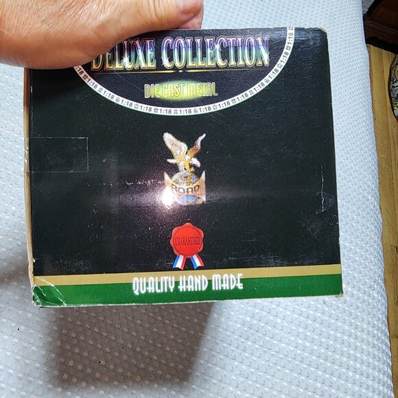 ROUGH TOUGH 1957 CHEVROLET NOMAD METAL CAR MODEL - Picture 8 of 10